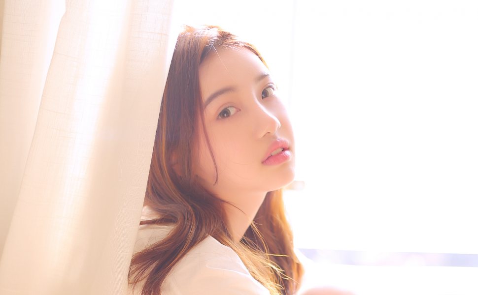 出轨裸聊视频疯传！抖音网红“今晚不睡”露乳揉奶掰穴太辣眼，金主直呼受不了！