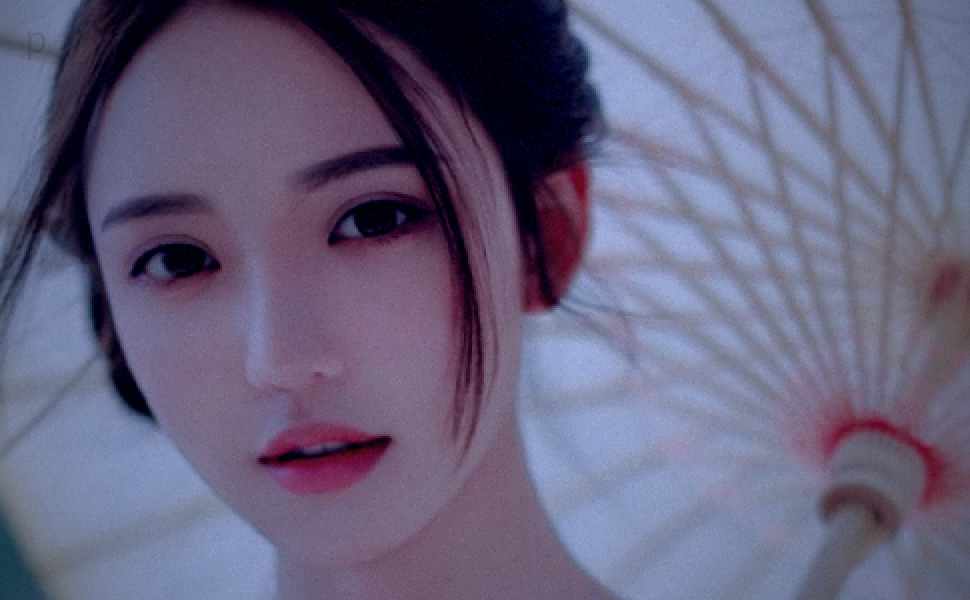 南京女神李怡楠隐私风波：开迈腾男子泄露私密视频，网友热议