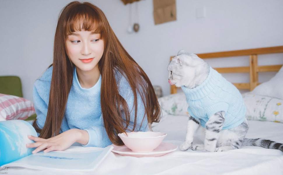 娱乐圈时间线复盘：52岁影后颜丙燕自曝姐弟恋，背后牵出多重丑闻与不雅视频事件