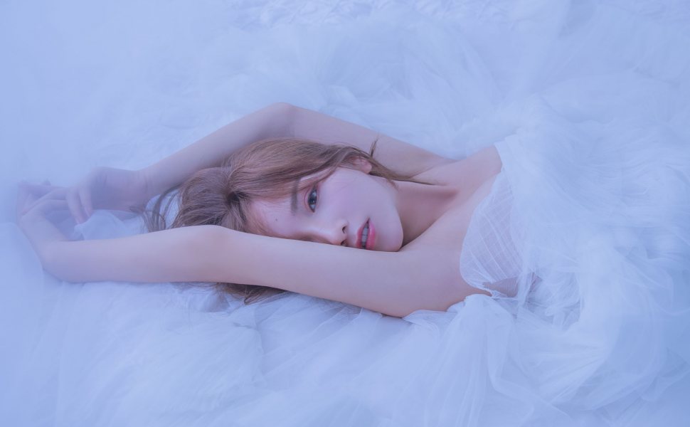 百元私密视频外泄争议：抖音网红“美羊羊桑”甜美外表下的大尺度内容引发热议